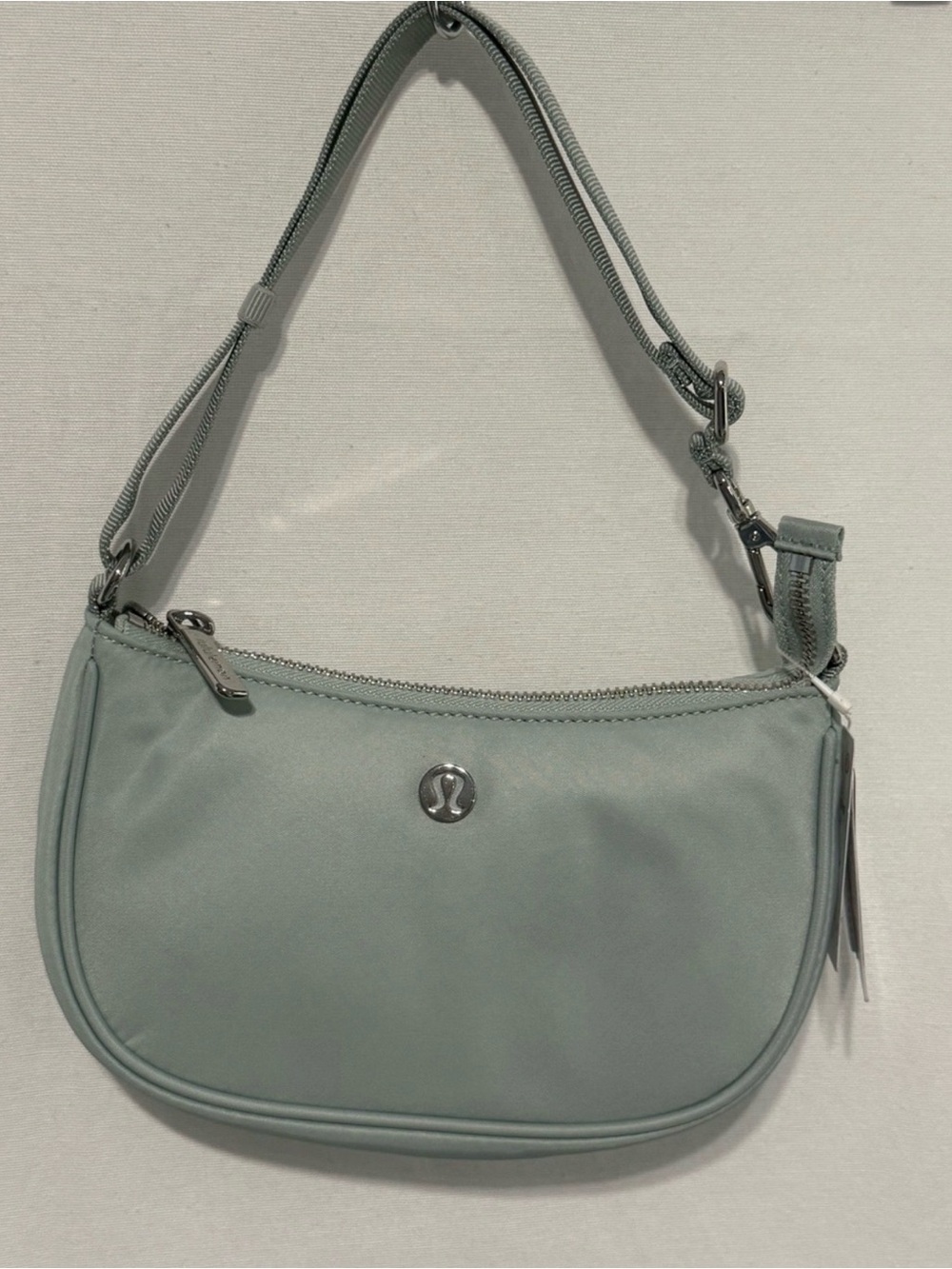 Lululemon mini essentials shoulder bag NEW WITH TAGS